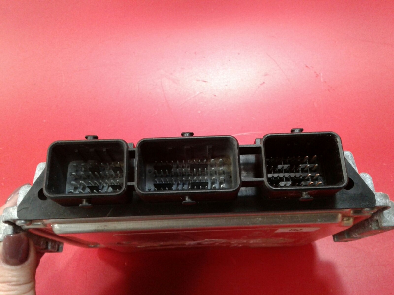 Engine control unit / ECU CITROËN C4 Picasso I (UD_) Imagem-1