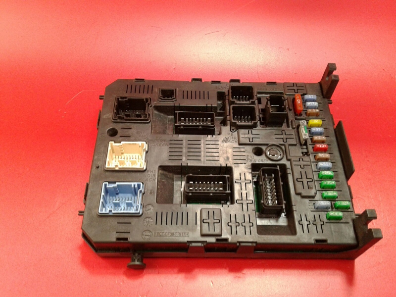 Fuse box / SAM / BSI CITROËN C4 Picasso I (UD_)