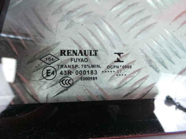 Vetro triangolare porta posteriore sinistra RENAULT Megane IV Grandtour (K9A/M_) Imagem-2