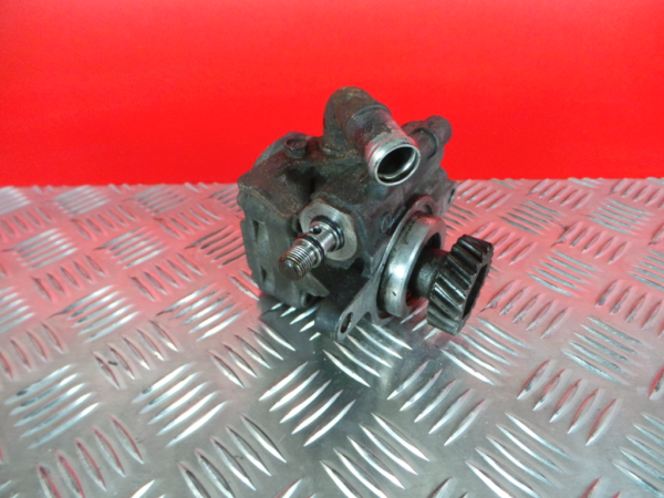 Pompe de direction assistée MITSUBISHI Canter (FB7, FB8, FE7, FE8) VII