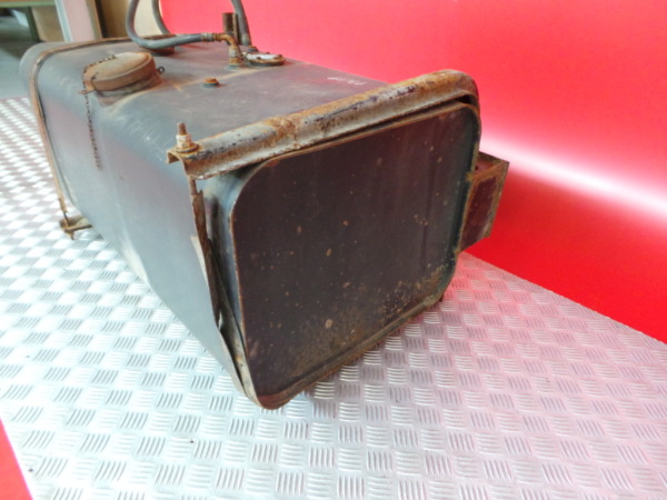 Réservoir de carburant MITSUBISHI Canter (FB7, FB8, FE7, FE8) VII Imagem-1