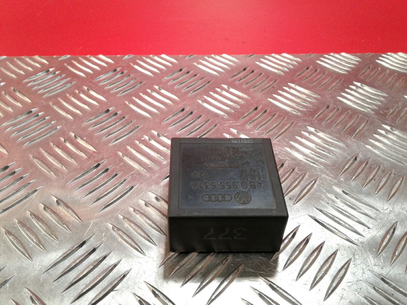Pulsante / interruttore elettromeccanico AUDI TT (8N3)