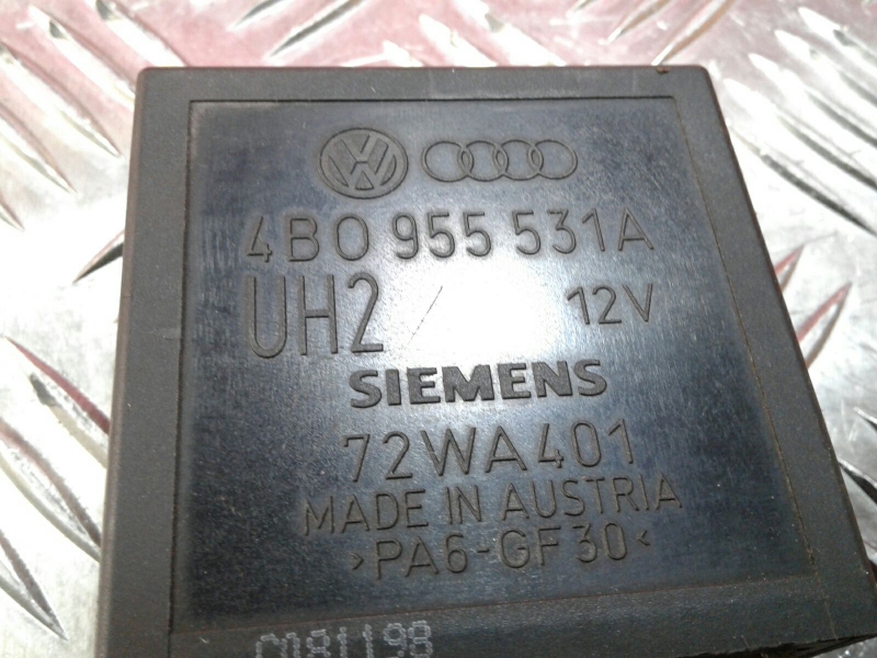 Pulsante / interruttore elettromeccanico AUDI TT (8N3) Imagem-2