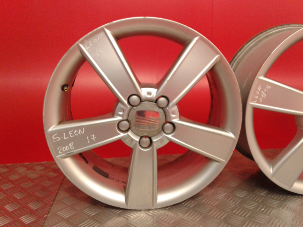 Conjunto de jantes SEAT Leon (1P1) Imagem-1