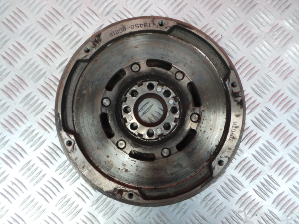 Volante motor TOYOTA Corolla Verso (ZER_, ZZE12_, R1_) Imagem-3