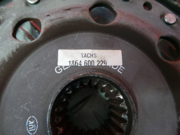 Volante motor TOYOTA Corolla Verso (ZER_, ZZE12_, R1_) Imagem-6