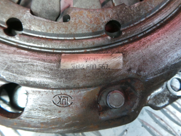 Volante motor TOYOTA Corolla Verso (ZER_, ZZE12_, R1_) Imagem-9