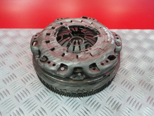 Volante motor MERCEDES-BENZ Sprinter 3,5-t (906)