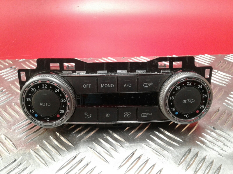 Mando climatizador MERCEDES-BENZ Classe C (W204)