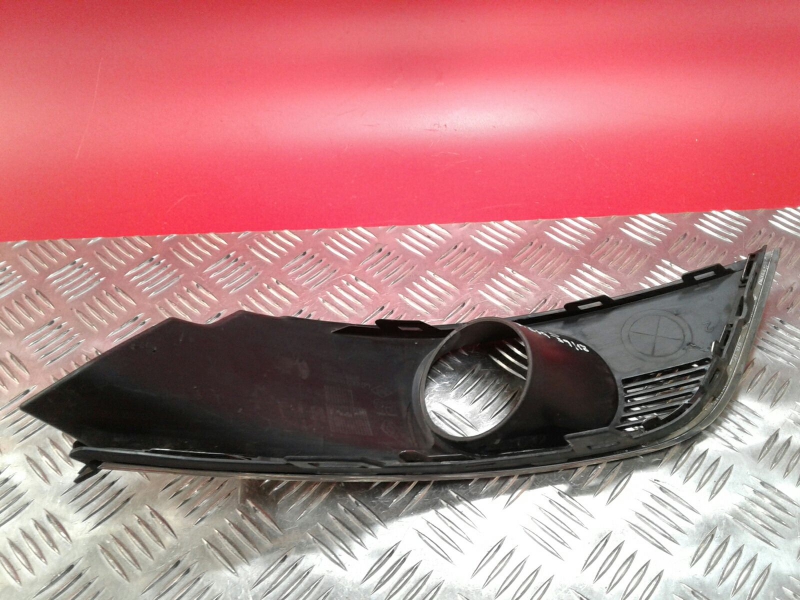 Grille avant RENAULT Megane IV Grandtour (K9A/M_) Imagem-1