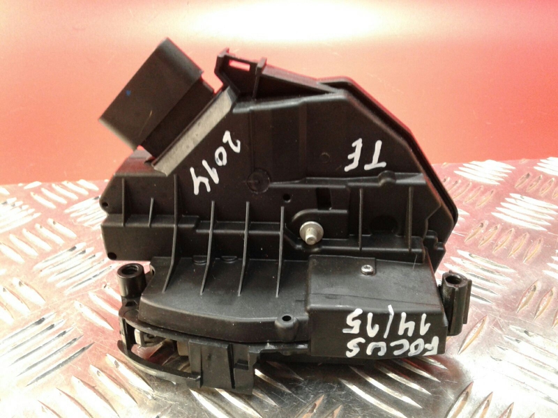 Serratura / chiusura posteriore Sinistra FORD Focus III