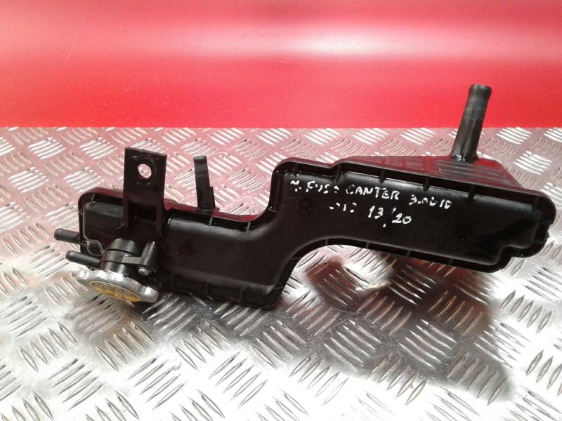 Réservoir générique MITSUBISHI Canter (FB7, FB8, FE7, FE8) VII