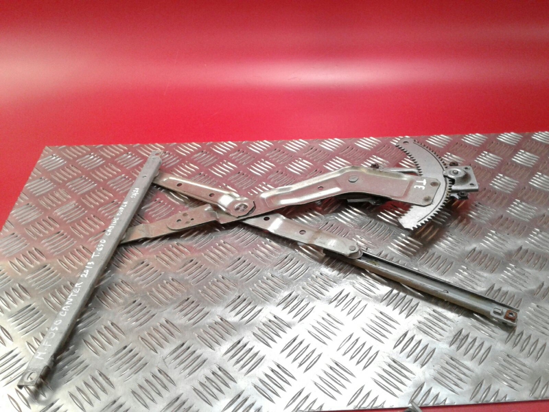 Lève-vitre arrière gauche MITSUBISHI Canter (FB7, FB8, FE7, FE8) VII Imagem-1