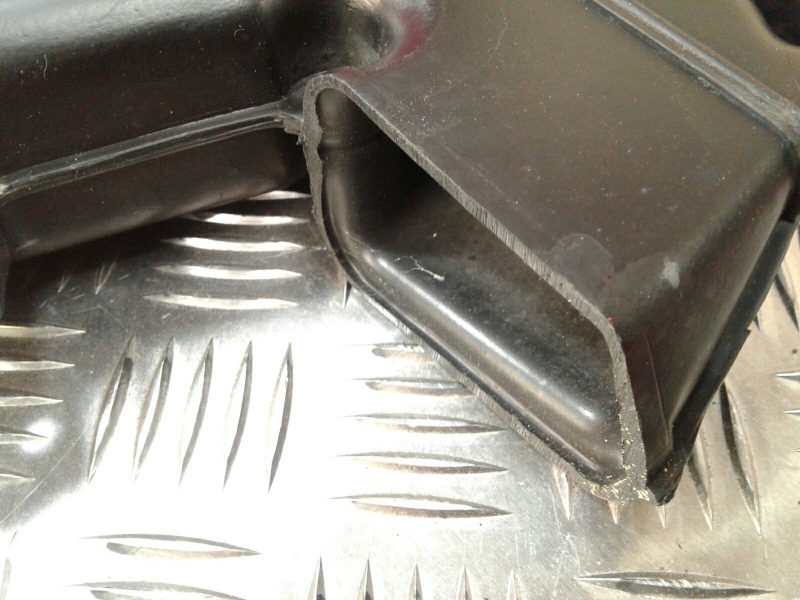 Tuyau d'admission d'air  MITSUBISHI Canter (FB7, FB8, FE7, FE8) VII Imagem-3