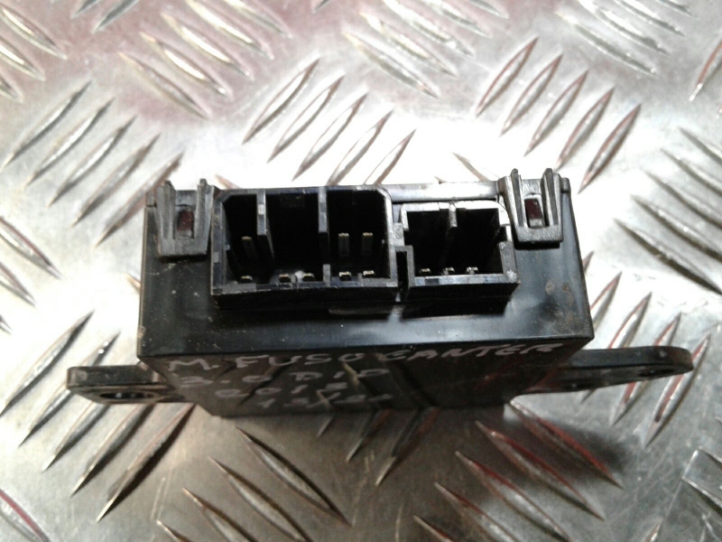 Bouton / interrupteur électromécanique  MITSUBISHI Canter (FB7, FB8, FE7, FE8) VII Imagem-2