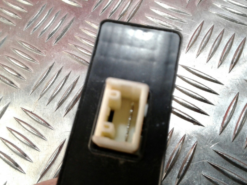 Bouton / interrupteur électromécanique  MITSUBISHI Canter (FB7, FB8, FE7, FE8) VII Imagem-1