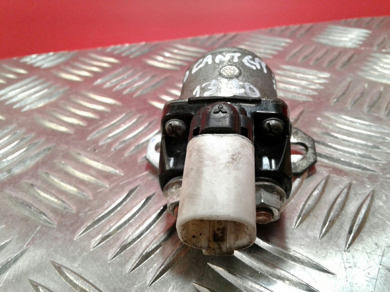 Bouton / interrupteur électromécanique  MITSUBISHI Canter (FB7, FB8, FE7, FE8) VII