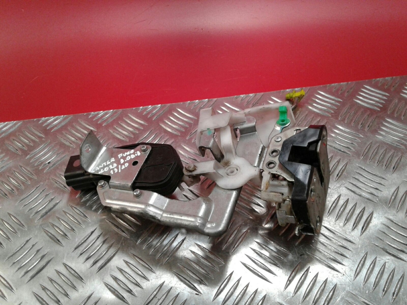 Serrure Avant Droite MITSUBISHI Canter (FB7, FB8, FE7, FE8) VII