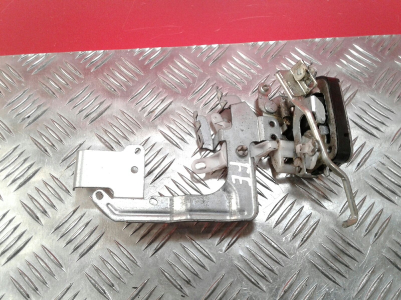 Front Left Door Lock MITSUBISHI Canter (FB7, FB8, FE7, FE8) VII Imagem-2