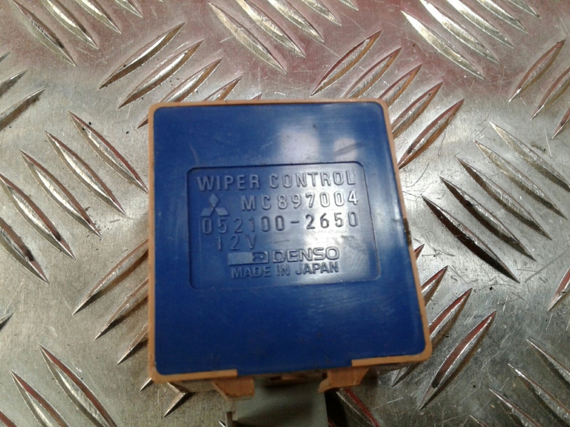 Bouton / interrupteur électromécanique  MITSUBISHI Canter (FB7, FB8, FE7, FE8) VII Imagem-1