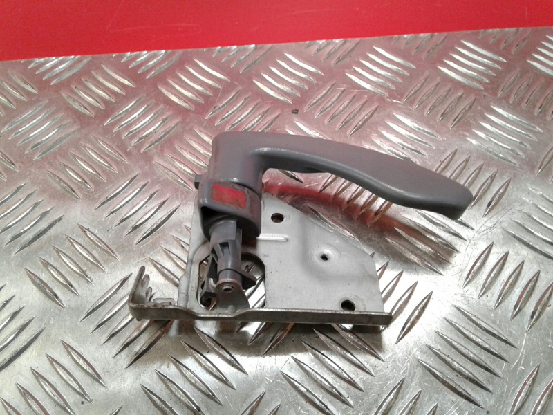 Poignée intérieure porte avant gauche MITSUBISHI Canter (FB7, FB8, FE7, FE8) VII