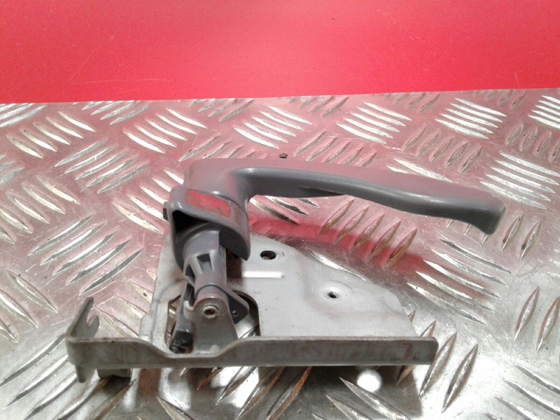 Poignée intérieure porte avant gauche MITSUBISHI Canter (FB7, FB8, FE7, FE8) VII Imagem-1