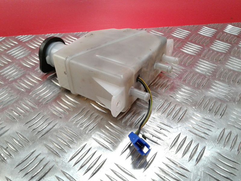 Réservoir générique MITSUBISHI Canter (FB7, FB8, FE7, FE8) VII Imagem-1