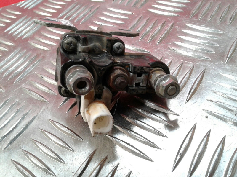 Bouton / interrupteur électromécanique  MITSUBISHI Canter (FB7, FB8, FE7, FE8) VII Imagem-1