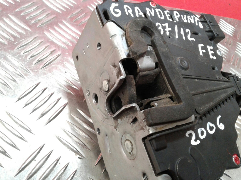 Serratura / chiusura porta anteriore sinistro FIAT Grande Punto (199_) Imagem-4