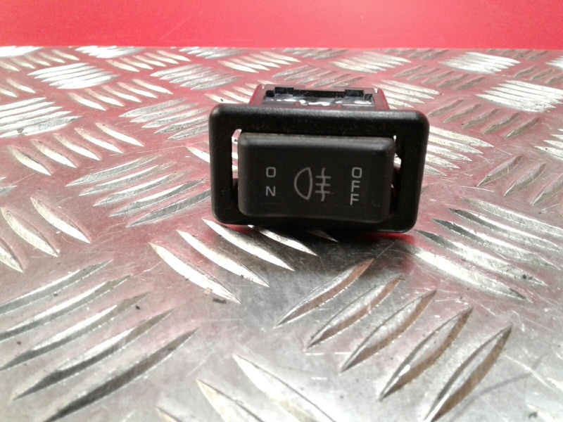 Bouton / interrupteur électromécanique  MITSUBISHI Canter (FB7, FB8, FE7, FE8) VII