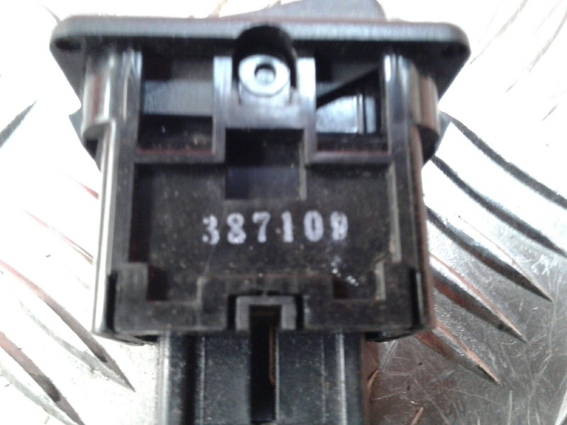 Bouton / interrupteur électromécanique  MITSUBISHI Canter (FB7, FB8, FE7, FE8) VII Imagem-2