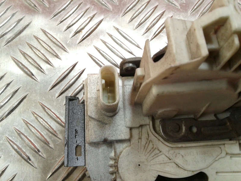 Front Right Door Lock MERCEDES-BENZ Sprinter 3,5-t (906) Imagem-1