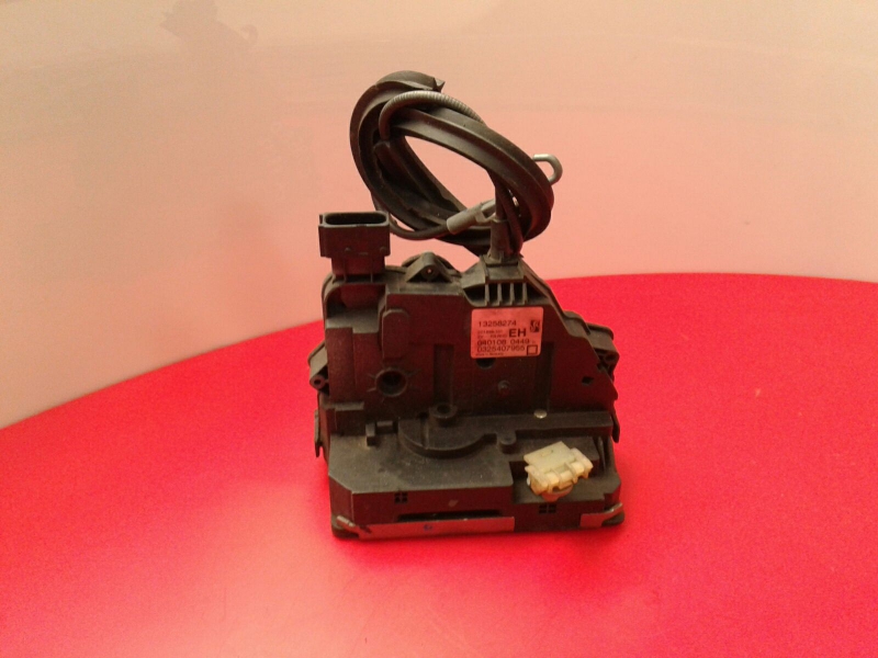 Front Right Door Lock OPEL Corsa D