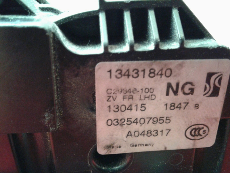 Front Right Door Lock OPEL Corsa E Imagem-1