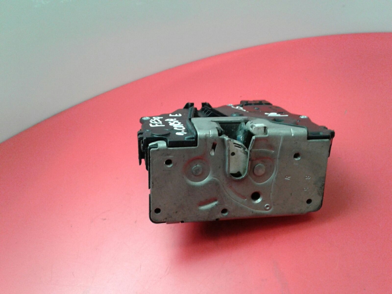 Front Right Door Lock OPEL Corsa E Imagem-4