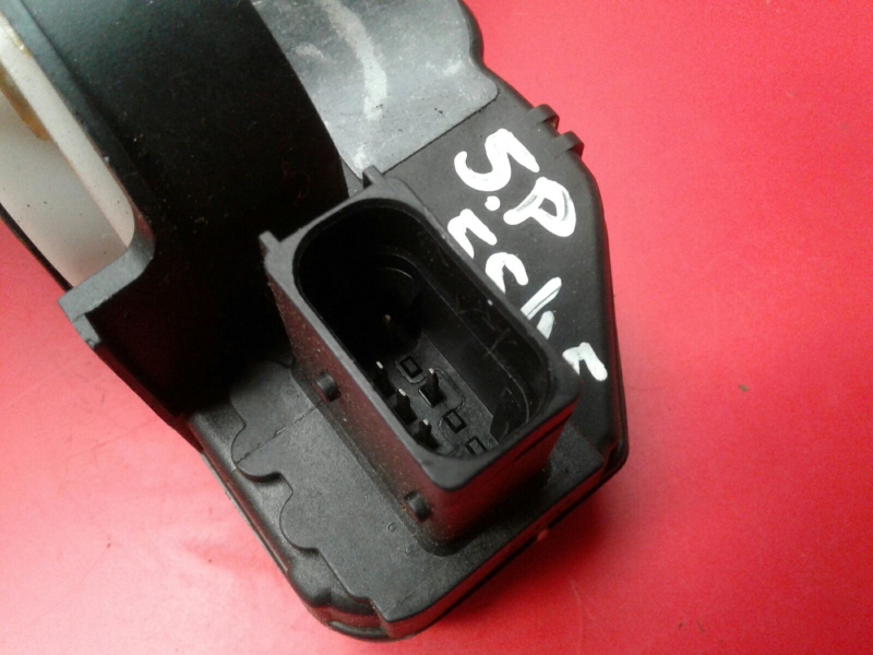 Front Right Door Lock OPEL Astra J Imagem-1