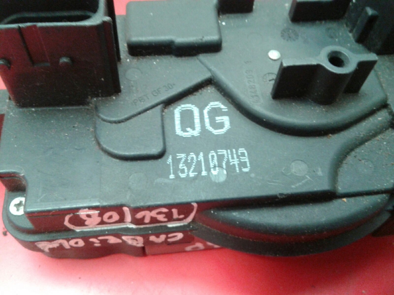 Front Right Door Lock OPEL Astra H TwinTop (L67) Imagem-1