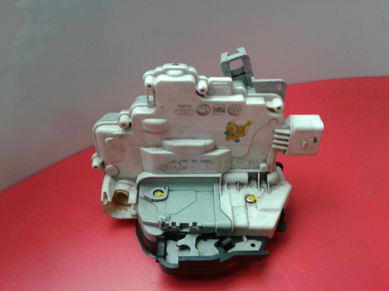 Front Right Door Lock AUDI A3 (8P1)