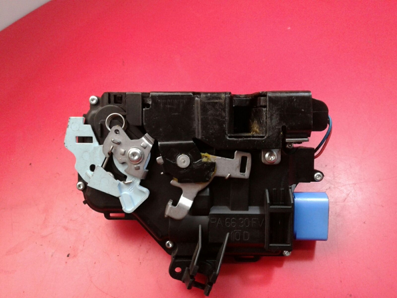 Front Right Door Lock SKODA Octavia II Hatchback (1Z3) Imagem-3