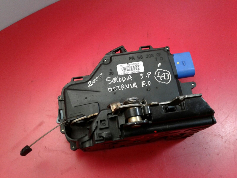 Front Right Door Lock SKODA Octavia II Hatchback (1Z3)