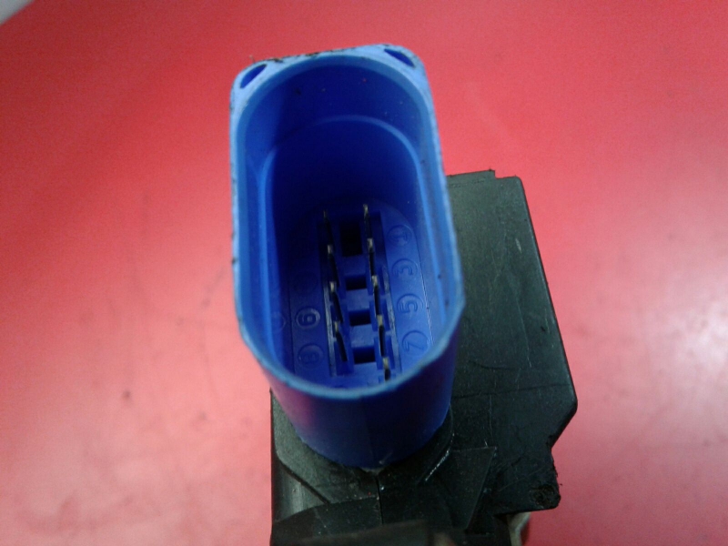 Front Right Door Lock SKODA Octavia II Hatchback (1Z3) Imagem-1