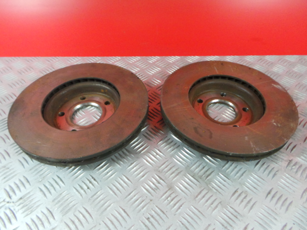 Disco freno anteriore destro FORD Focus III Imagem-1