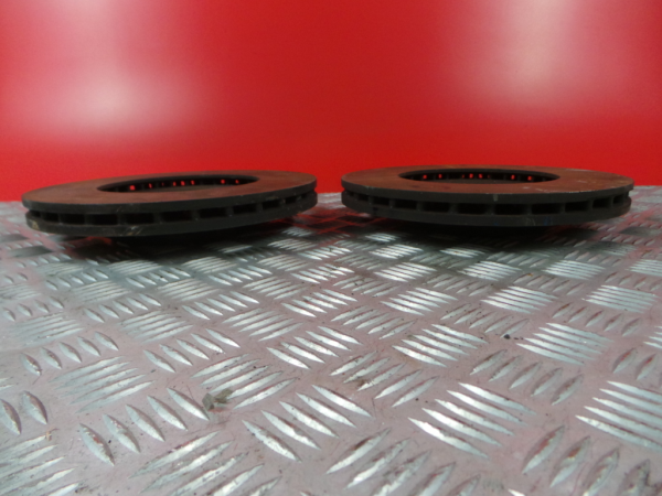 Disco freno anteriore destro FORD Focus III Imagem-2