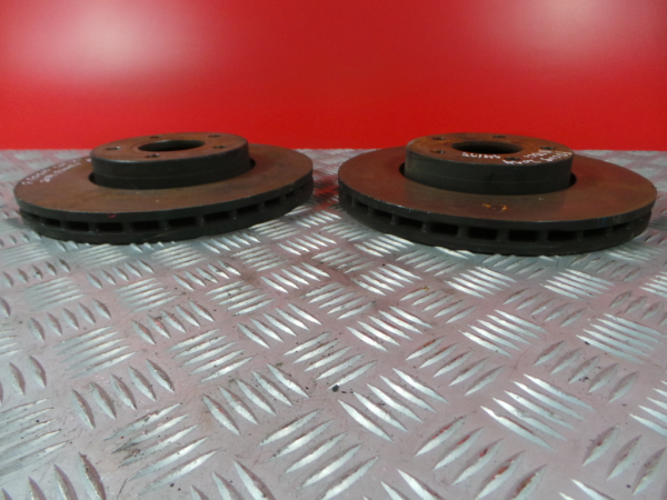 Disco freno anteriore destro FORD Focus III Imagem-3