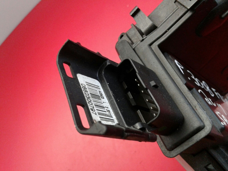 Front Right Door Lock PEUGEOT 3008 I (0U_) Imagem-1
