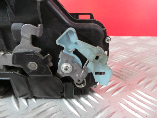 Front Right Door Lock VOLKSWAGEN Caddy III (2K, 2C) Imagem-3