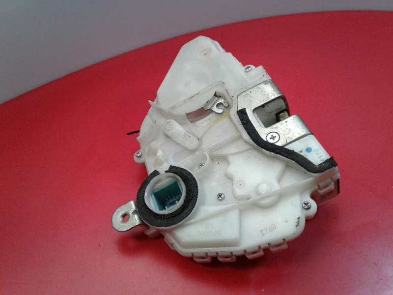 Serratura / chiusura porta anteriore sinistro HONDA Civic VIII Hatchback (FN_, FK_) Imagem-1