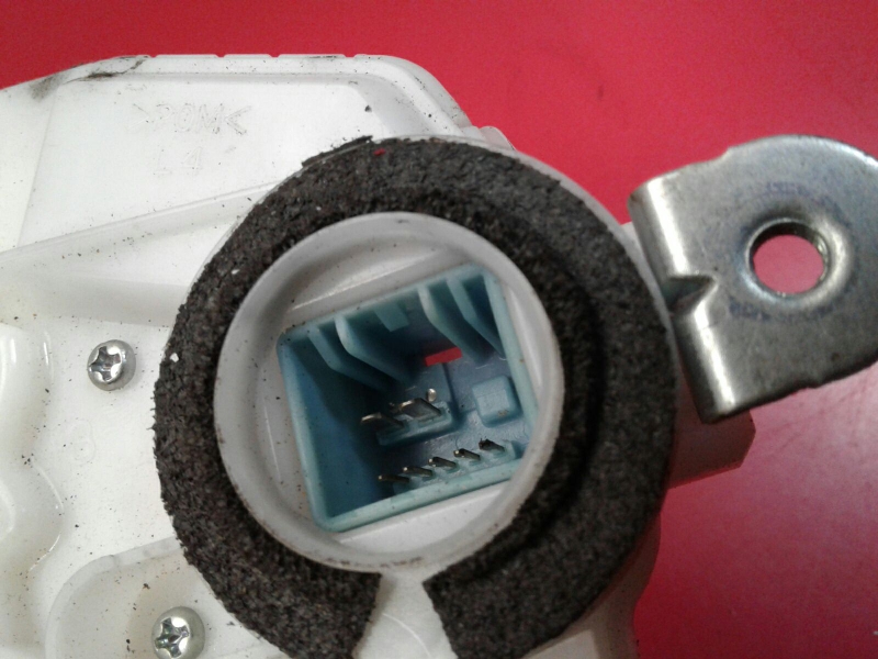 Serratura / chiusura porta anteriore sinistro HONDA Civic VIII Hatchback (FN_, FK_) Imagem-2