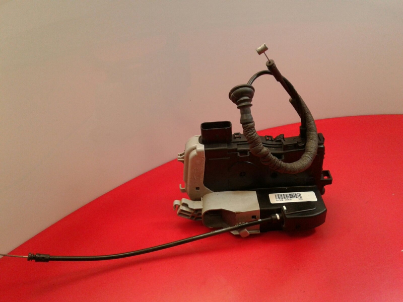 Serrure Avant Droite HYUNDAI ix20 (JC)