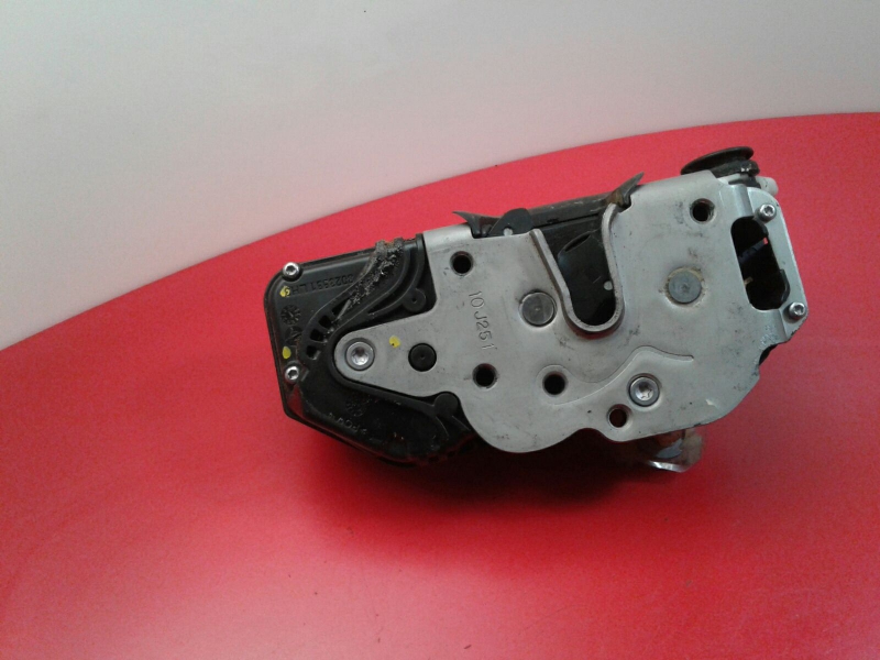 Rear Left Door Lock OPEL Astra J Imagem-2